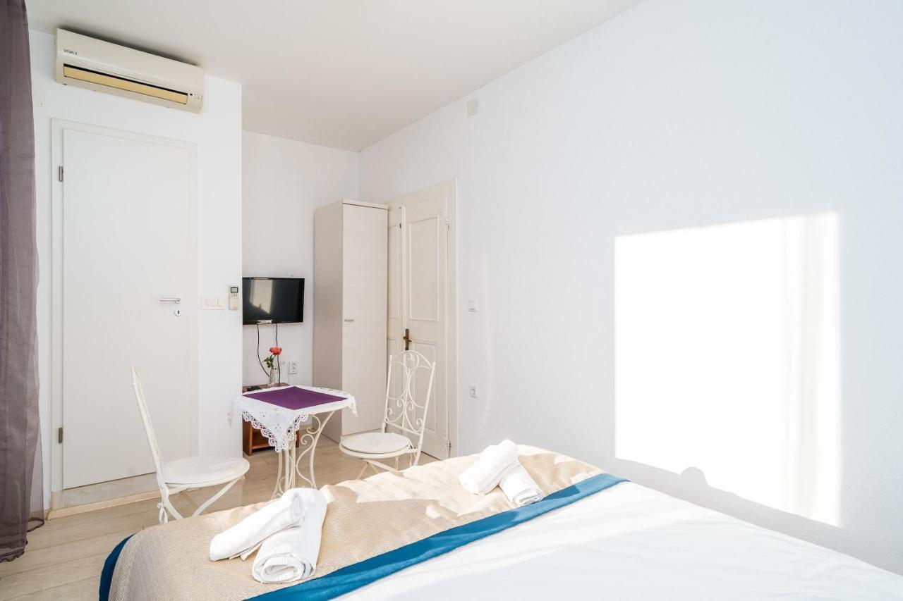Deluxe Rooms With A Terrace View At Old City Gate Dubrovnik Dış mekan fotoğraf